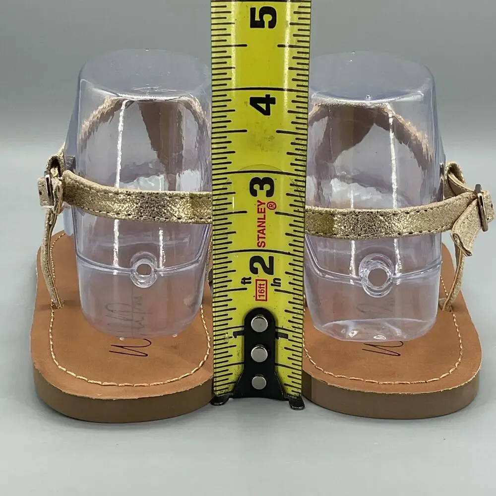 NEW Wild Pair Women’s Krisleyy Thong Sandals Gold Size 9M